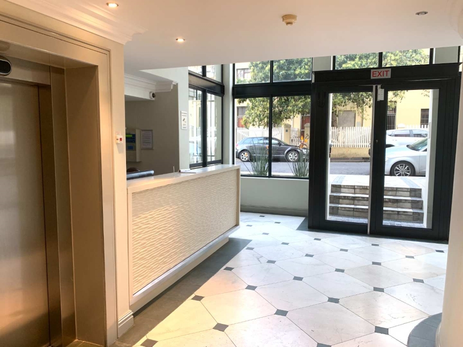 2 Bedroom Property for Sale in Cape Town City Centre Western Cape